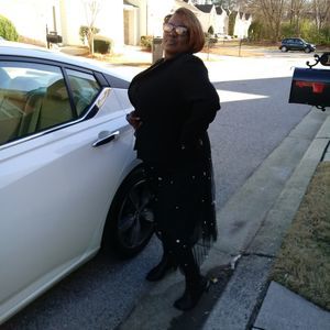 Meet your Posher, Anika